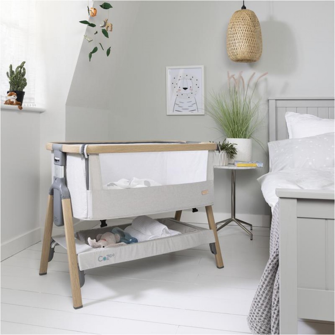 Tutti Bambini CoZee Bedside Crib, Oak & Silver